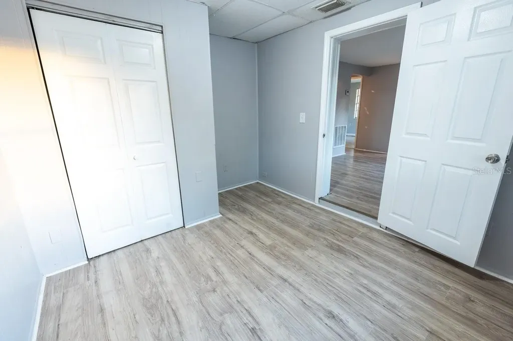 8623 N Willow Avenue Tampa FL 33604