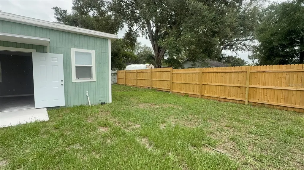 8623 N Willow Avenue Tampa FL 33604