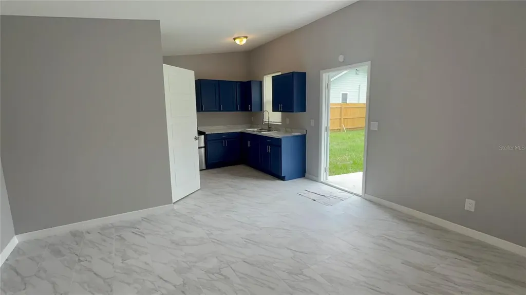 8623 N Willow Avenue Tampa FL 33604