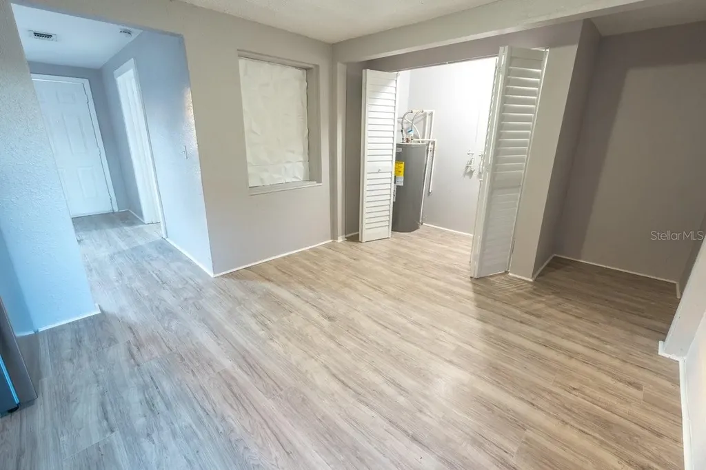 8623 N Willow Avenue Tampa FL 33604