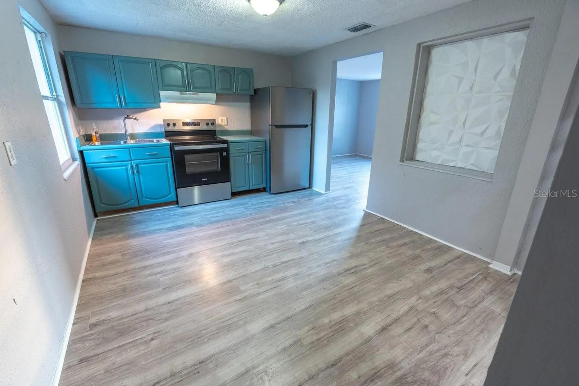 8623 N Willow Avenue Tampa FL 33604