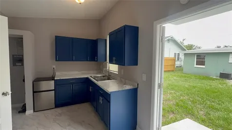 8623 N Willow Avenue Tampa FL 33604