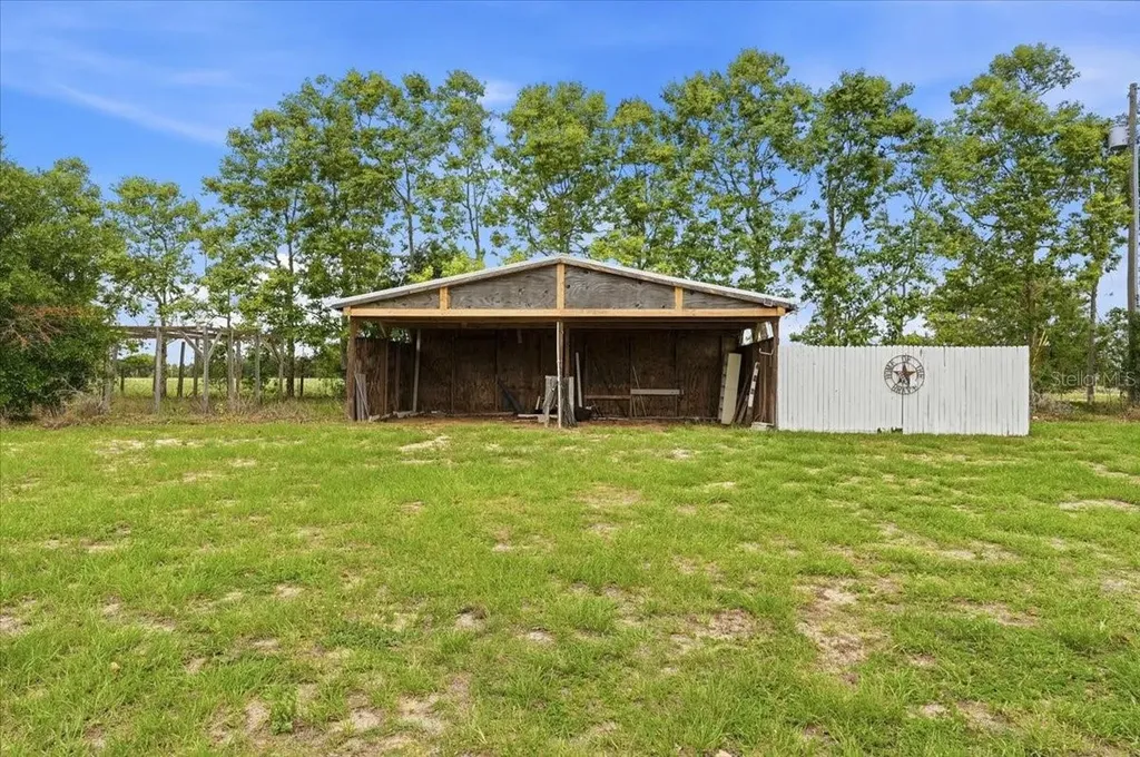 866 Saint Anne Shrine Road Lake Wales FL 33898