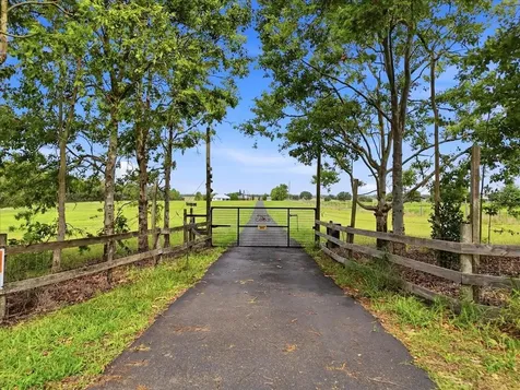 866 Saint Anne Shrine Road Lake Wales FL 33898