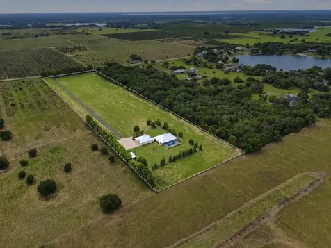 866 Saint Anne Shrine Road Lake Wales FL 33898
