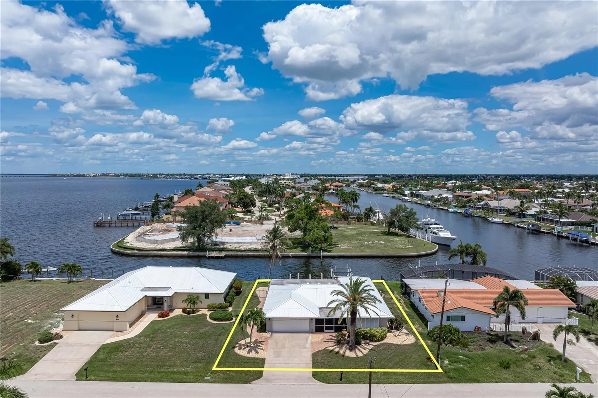2211 Palm Tree Drive Punta Gorda FL 33950
