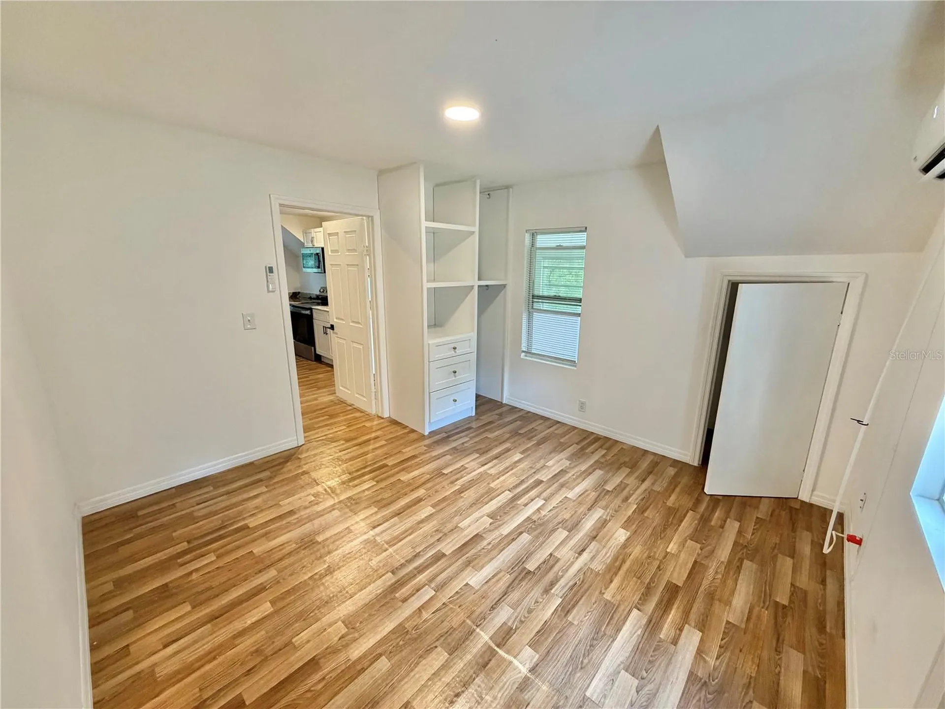 819 11th Street N St Petersburg FL 33705