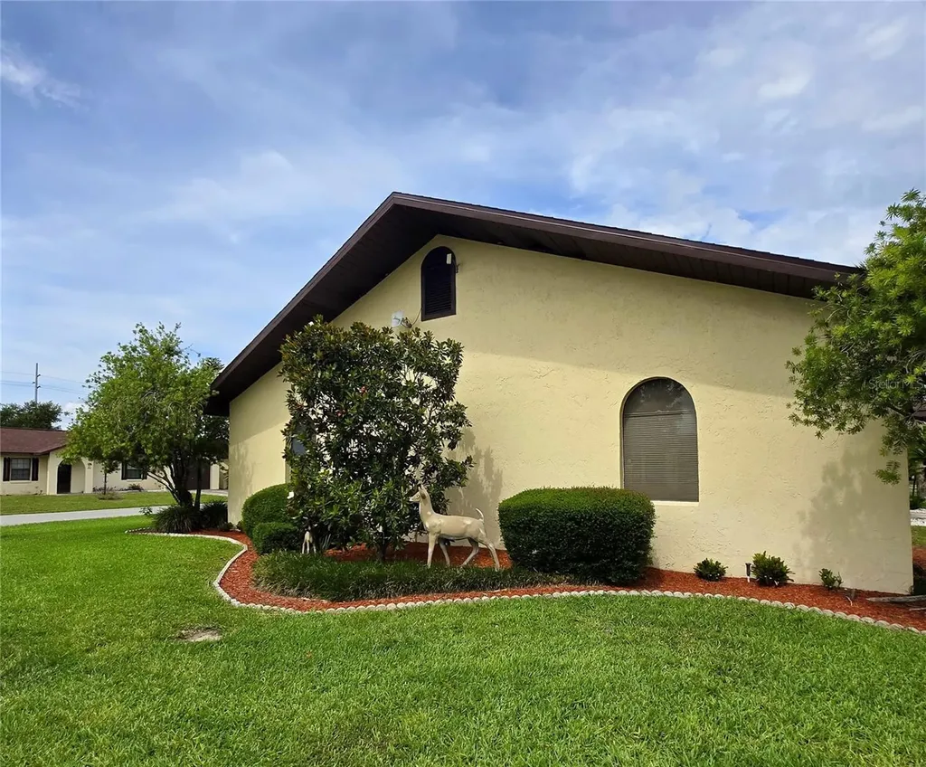 1980 Trinity Circle Haines City FL 33844