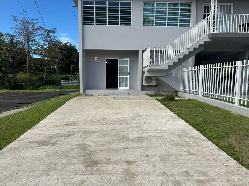 Lot 6 5th Street Gurabo PR 00778