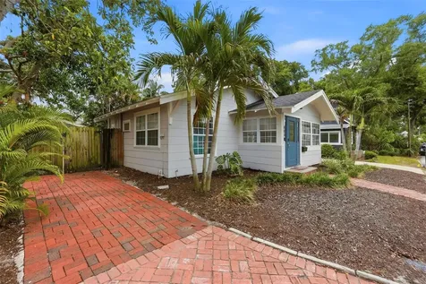 608 Kirkwood Terrace N St Petersburg FL 33701