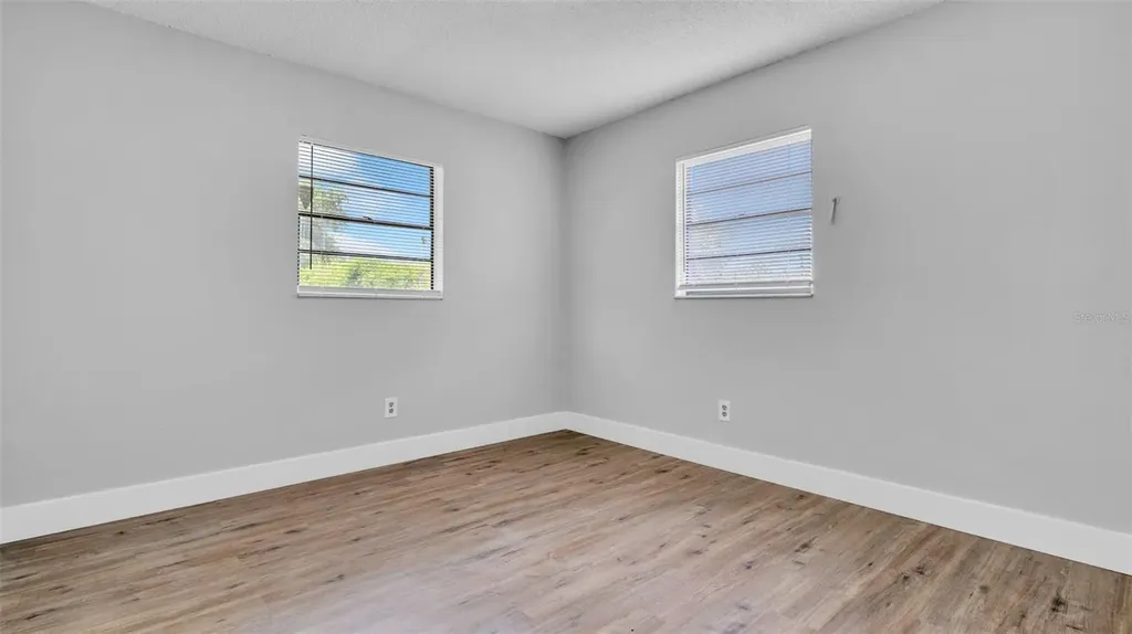 2551 26th Avenue S St Petersburg FL 33712