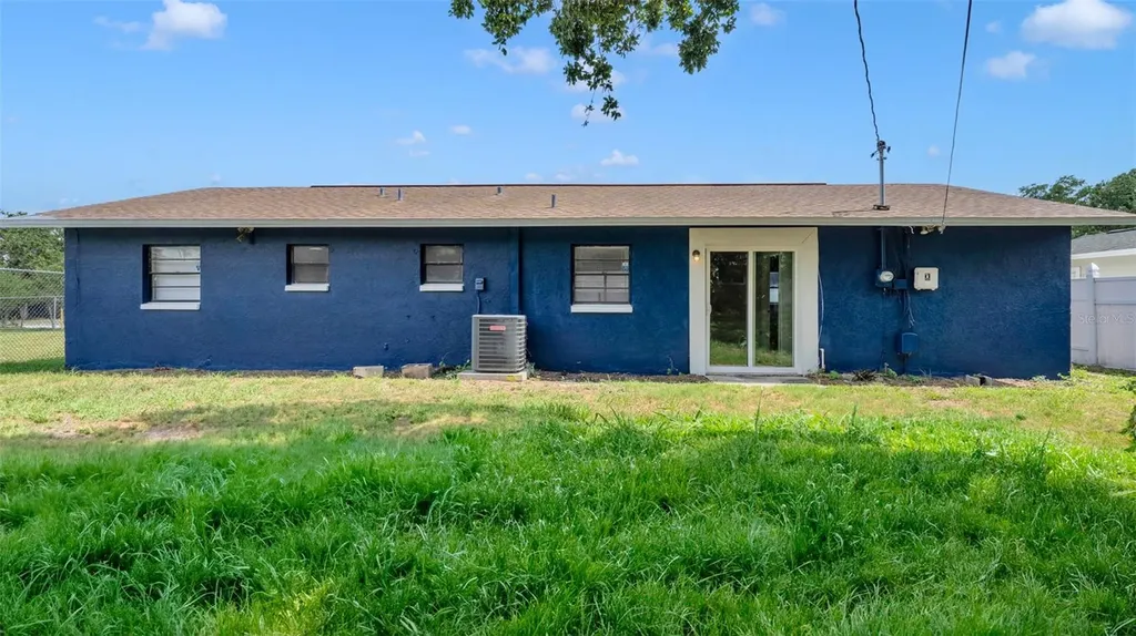 2551 26th Avenue S St Petersburg FL 33712