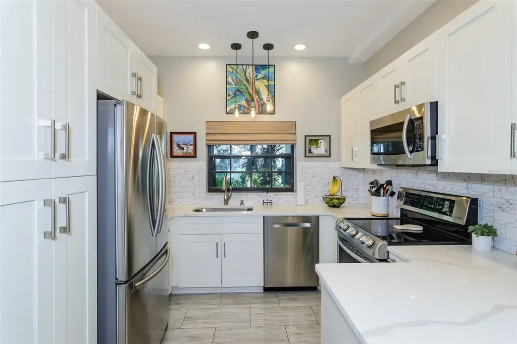 209 Los Prados Drive Safety Harbor FL 34695