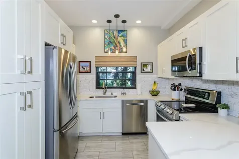 209 Los Prados Drive Safety Harbor FL 34695