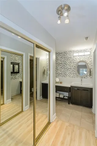209 Los Prados Drive Safety Harbor FL 34695