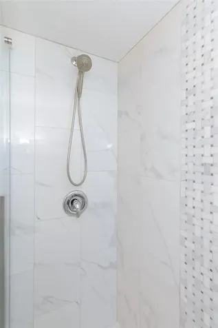 209 Los Prados Drive Safety Harbor FL 34695