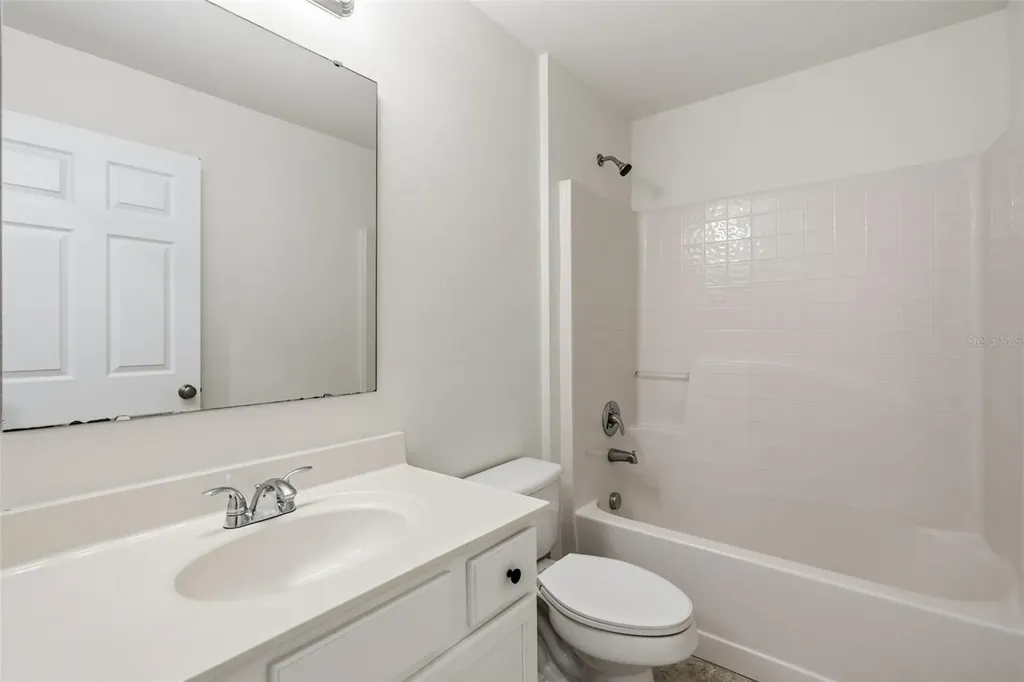 16918 Corner Hill Court Orlando FL 32820