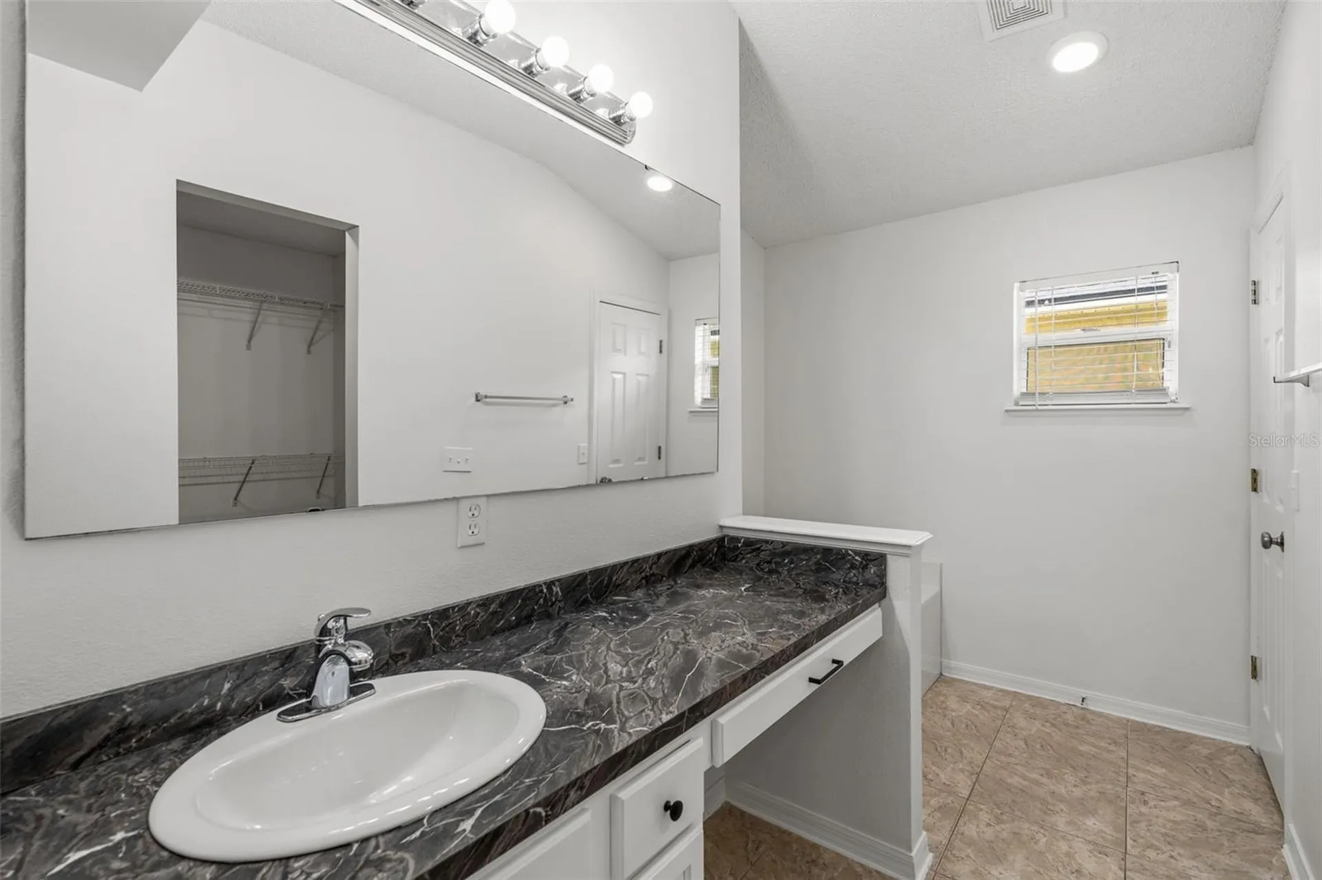 16918 Corner Hill Court Orlando FL 32820