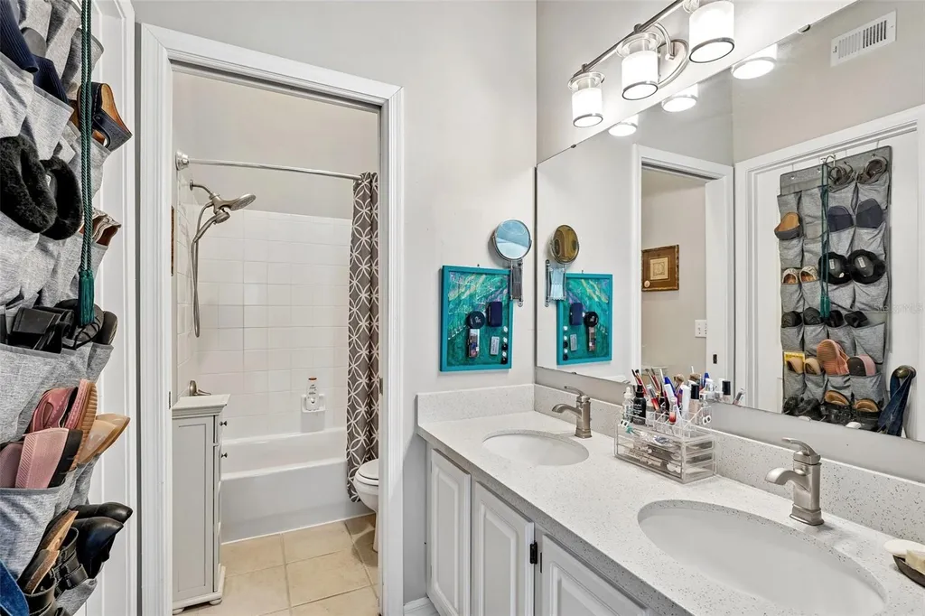 10000 SW 52nd Avenue Gainesville FL 32608