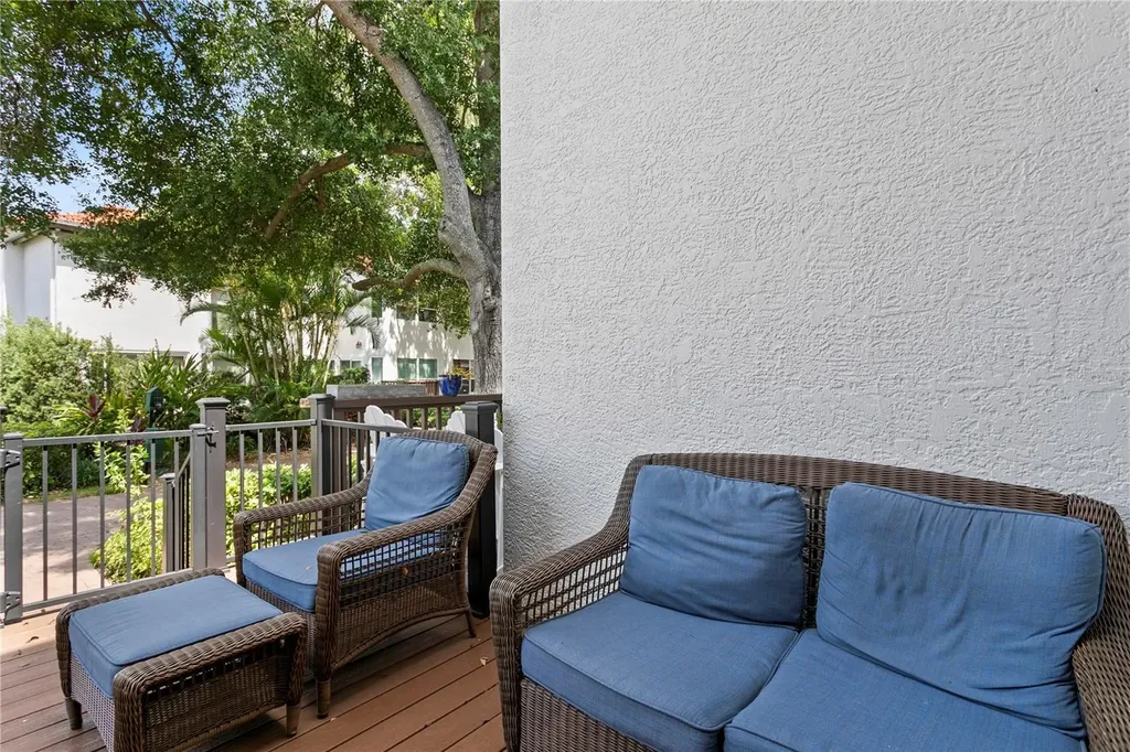 1114 Shipwatch Circle Tampa FL 33602