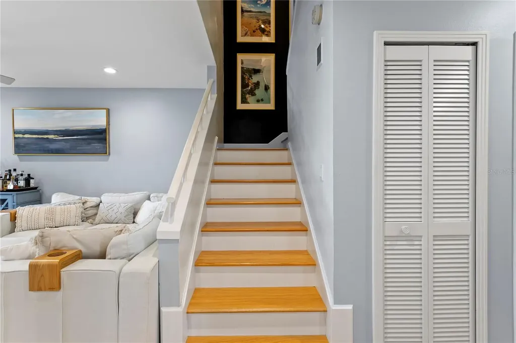 1114 Shipwatch Circle Tampa FL 33602