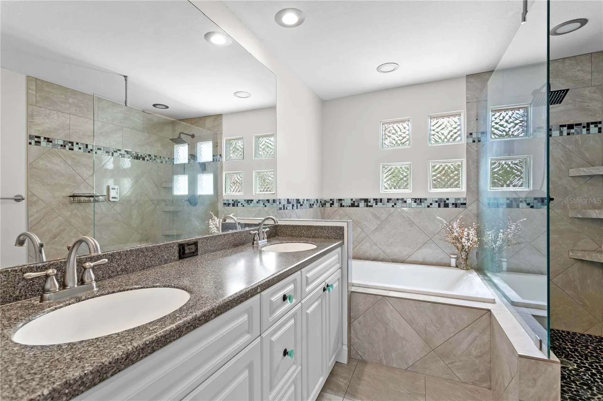 1114 Shipwatch Circle Tampa FL 33602