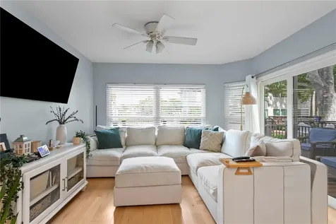 1114 Shipwatch Circle Tampa FL 33602