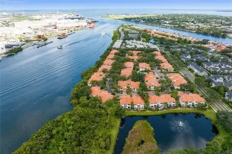1114 Shipwatch Circle Tampa FL 33602