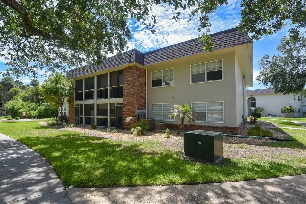 3800 Saxon Drive New Smyrna Beach FL 32169