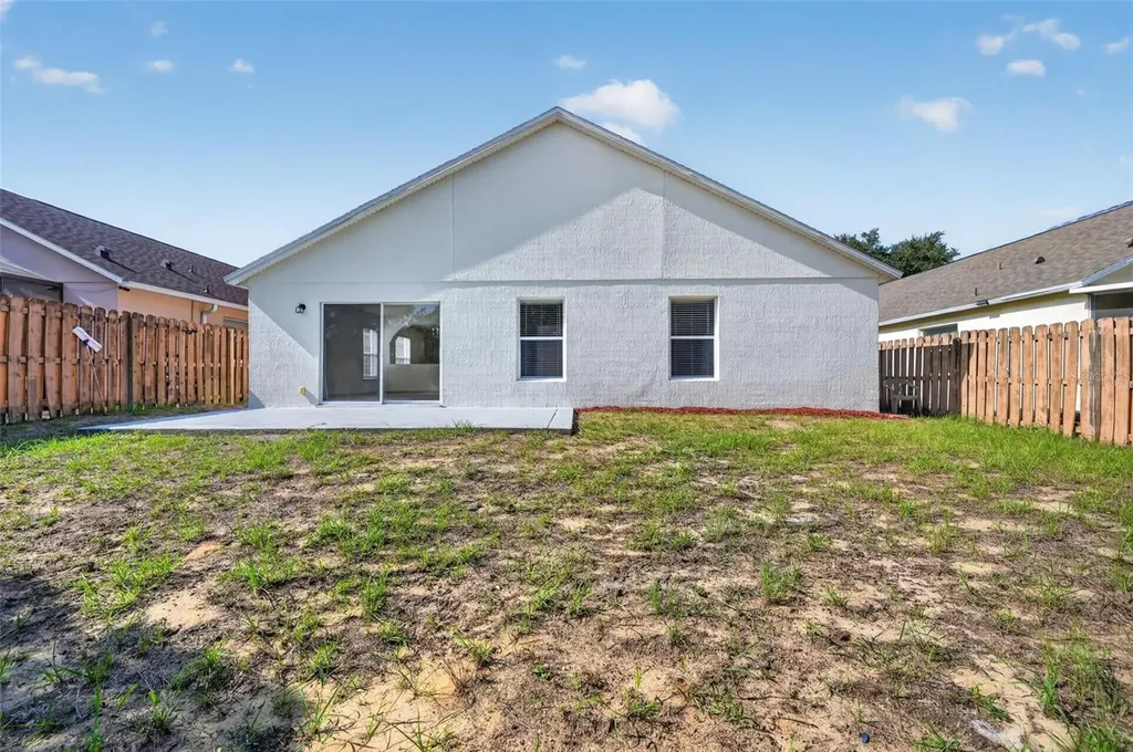 2041 Newtown Road Groveland FL 34736