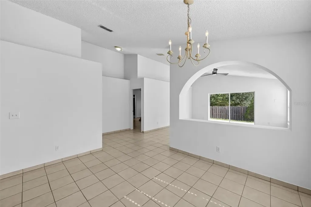 2041 Newtown Road Groveland FL 34736