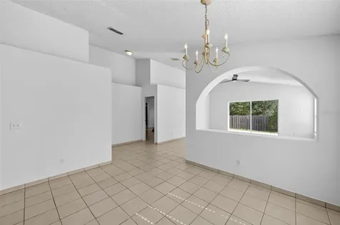 2041 Newtown Road Groveland FL 34736