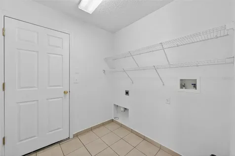 2041 Newtown Road Groveland FL 34736