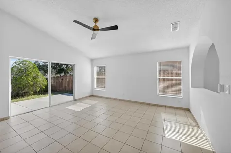 2041 Newtown Road Groveland FL 34736