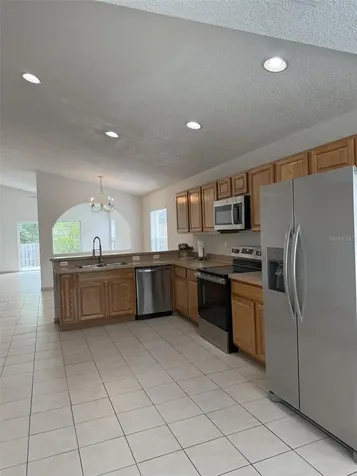 2041 Newtown Road Groveland FL 34736