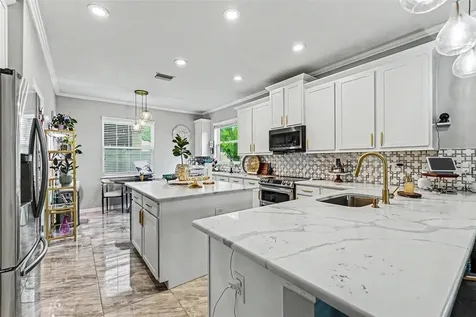 10511 Avian Forrest Drive Riverview FL 33578
