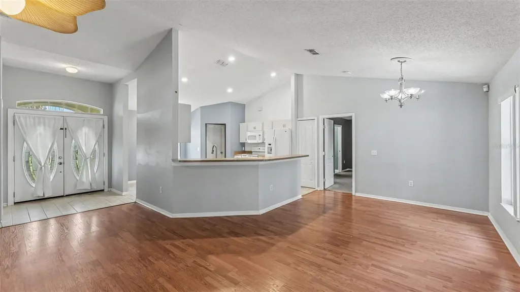 8202 Westmont Terrace Drive Lakeland FL 33810
