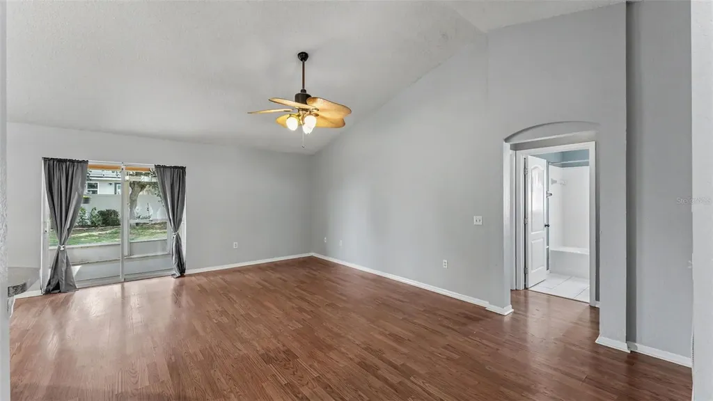 8202 Westmont Terrace Drive Lakeland FL 33810