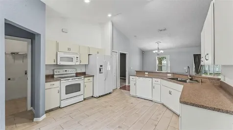 8202 Westmont Terrace Drive Lakeland FL 33810