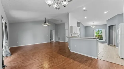 8202 Westmont Terrace Drive Lakeland FL 33810