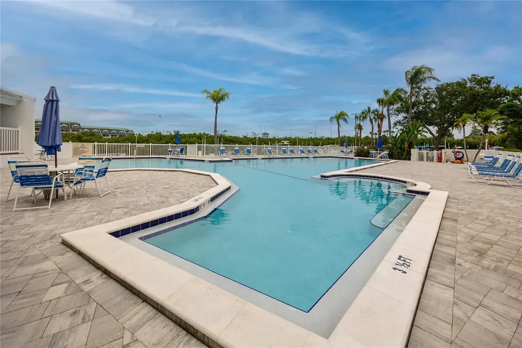 14880 Shipwatch Trace Largo FL 33774