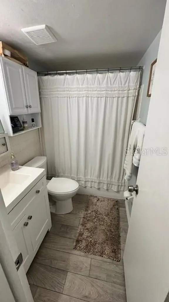 2808 W Azeele Tampa FL 33609