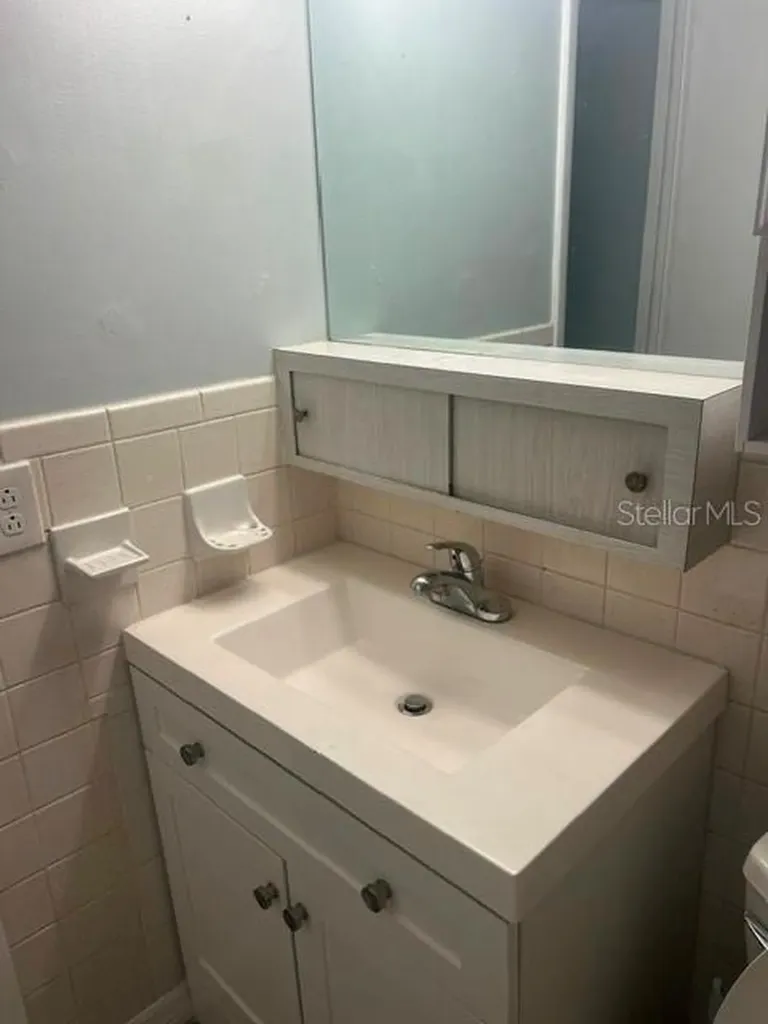2808 W Azeele Tampa FL 33609