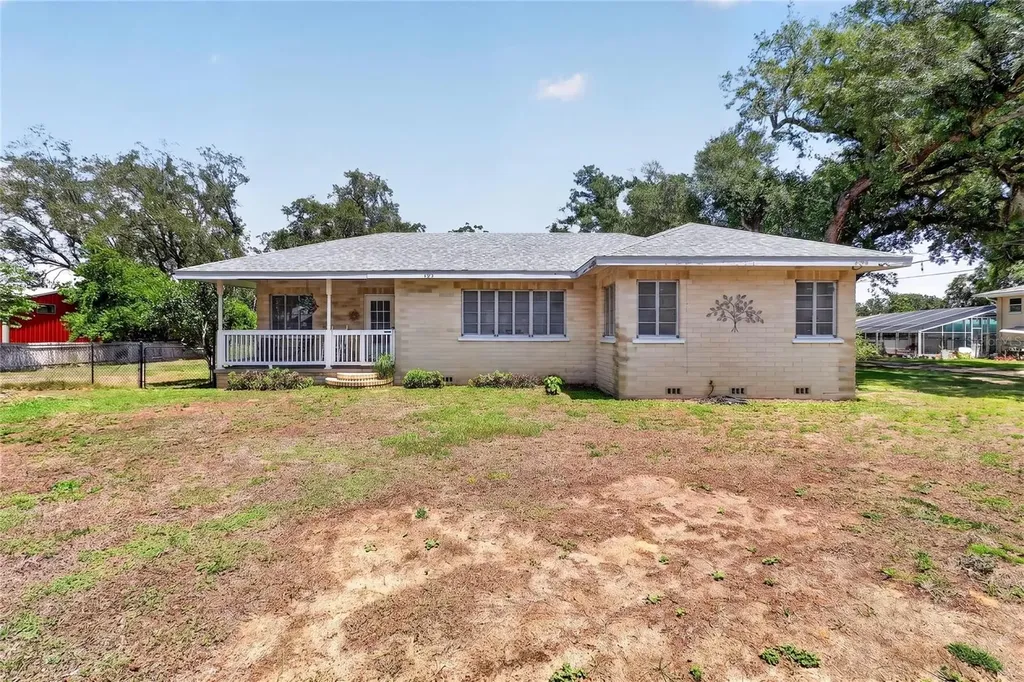103 11th Street SE Winter Haven FL 33880