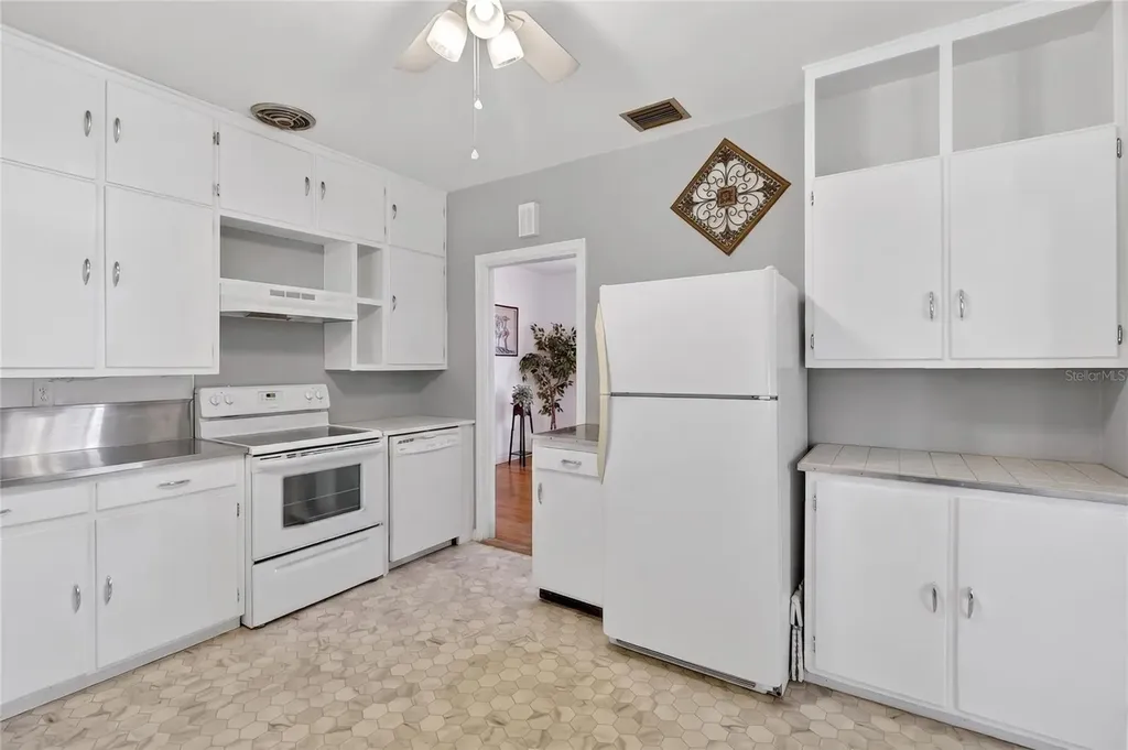 103 11th Street SE Winter Haven FL 33880