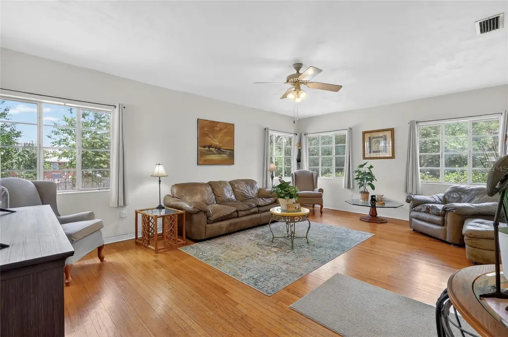 103 11th Street SE Winter Haven FL 33880