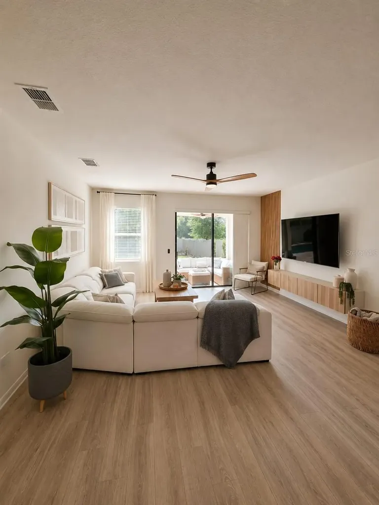 12051 Ryegrass Trail Orlando FL 32824