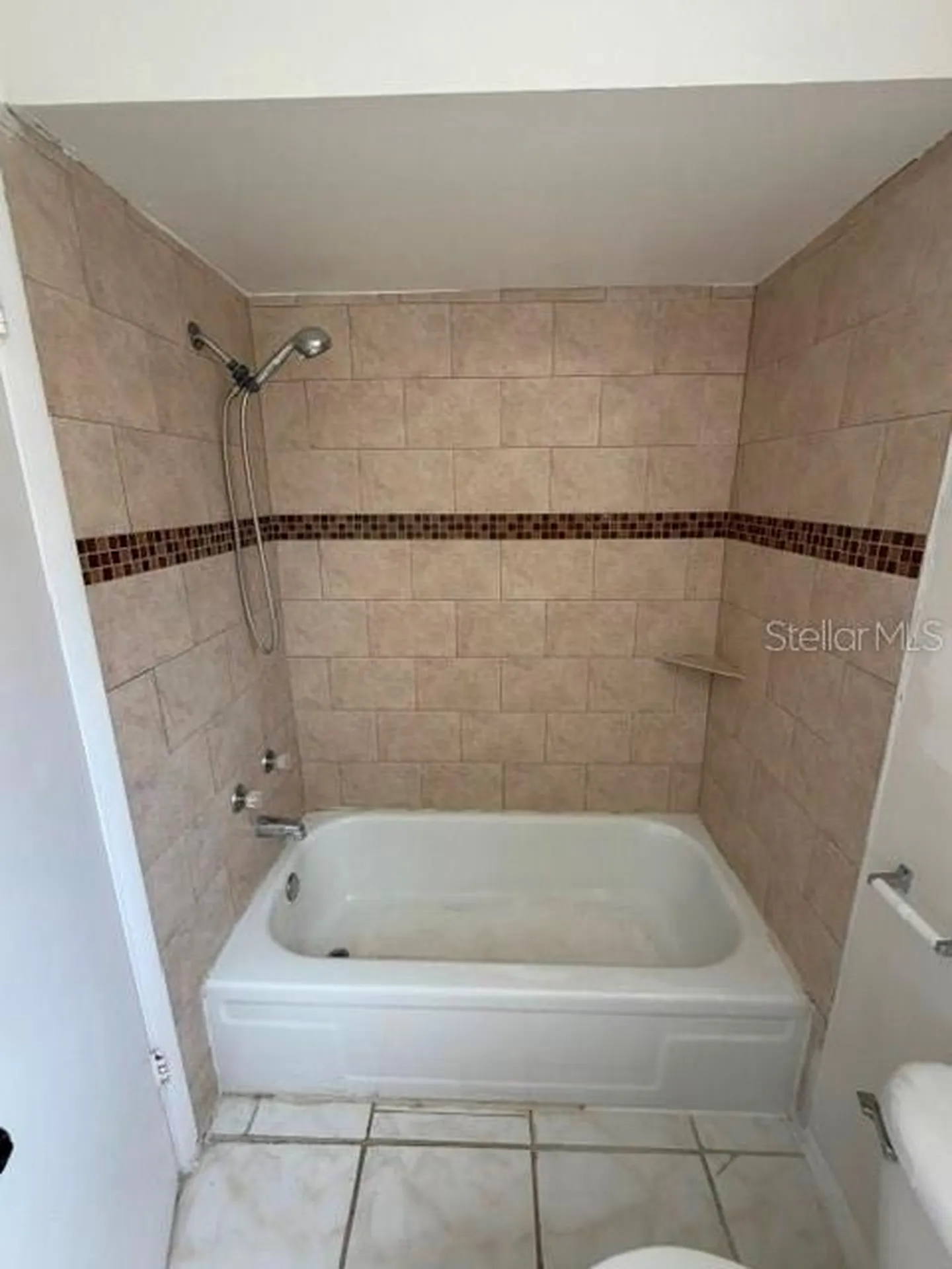 263 La Paz Drive Kissimmee FL 34743