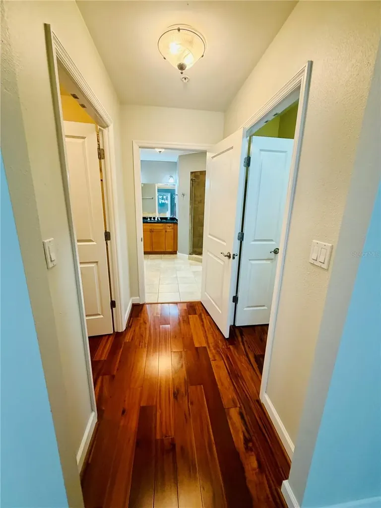 2305 Edgewater Drive Orlando FL 32804