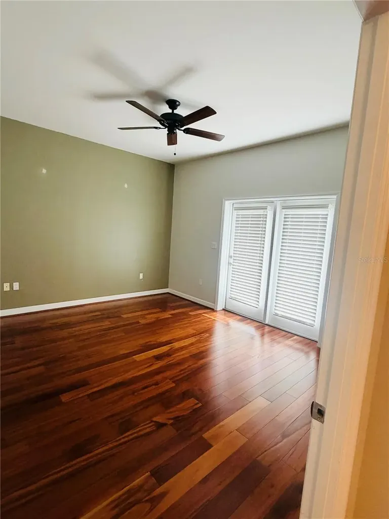 2305 Edgewater Drive Orlando FL 32804